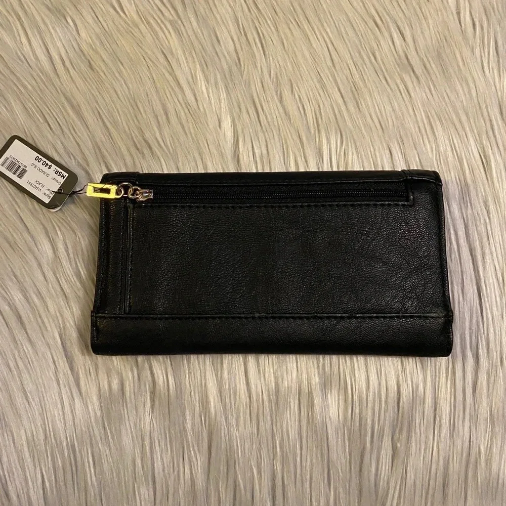 🆕 Guess Black with Tan Accent Buckle on Front Wallet